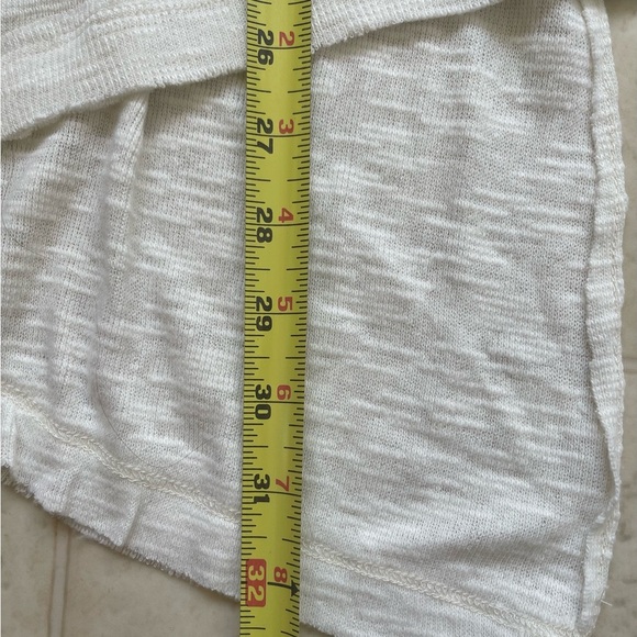 Free People We The Free Split Back Turtleneck White Ivory Size Large NWOT - Picture 8 of 9